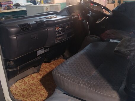 2005 Mazda Bongo, белый, 1850000 рублей, вид 4