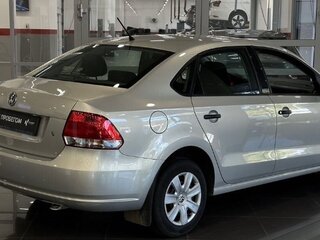 2013 Volkswagen Polo V, серебристый, 830000 рублей, вид 4