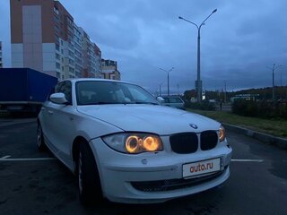 2010 BMW 1 серии 116i I (E81/E82/E87/E88) Рестайлинг, белый, 1300000 рублей, вид 2