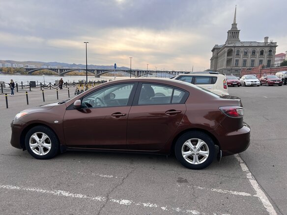 2012 Mazda 3 II (BL) Рестайлинг, коричневый - вид 3