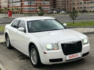 2008 Chrysler 300C I, белый, 400000 рублей, вид 2