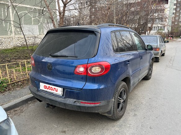 2010 Volkswagen Tiguan I, синий, 950000 рублей - вид 3