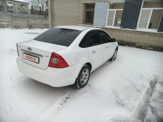2008 Ford Focus II Рестайлинг, белый, 450000 рублей, вид 3