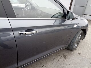 2021 Hyundai Solaris II Рестайлинг, серый, 1470000 рублей, вид 3