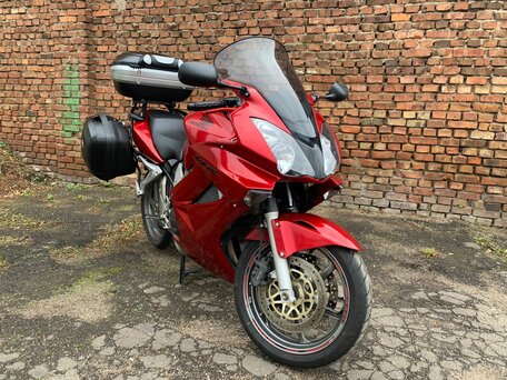 2009 Honda VFR 800, пурпурный, 650000 рублей, вид 4