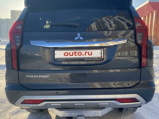 2022 Mitsubishi Pajero Sport III Рестайлинг, серый, 5190000 рублей, вид 5