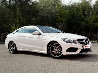 2014 Mercedes-Benz E-Класс 200 IV (W212, S212, C207) Рестайлинг, белый, 1990000 рублей, вид 3
