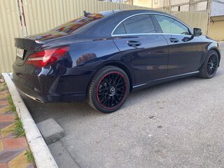 2017 Mercedes-Benz CLA 200 I (C117, X117) Рестайлинг, синий, 2650000 рублей, вид 5