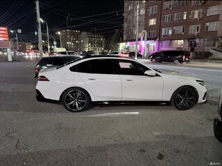 2025 BMW 5 серии 530i xDrive VIII (G60/G61/G68), белый, 7400000 рублей, вид 3