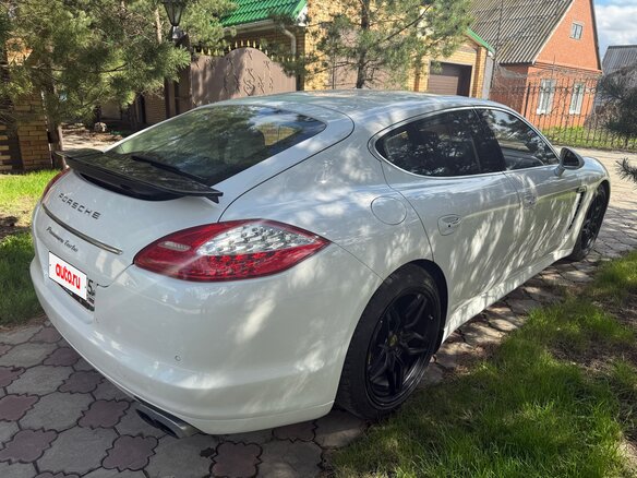 2010 Porsche Panamera Turbo I, белый, 4350000 рублей - вид 14