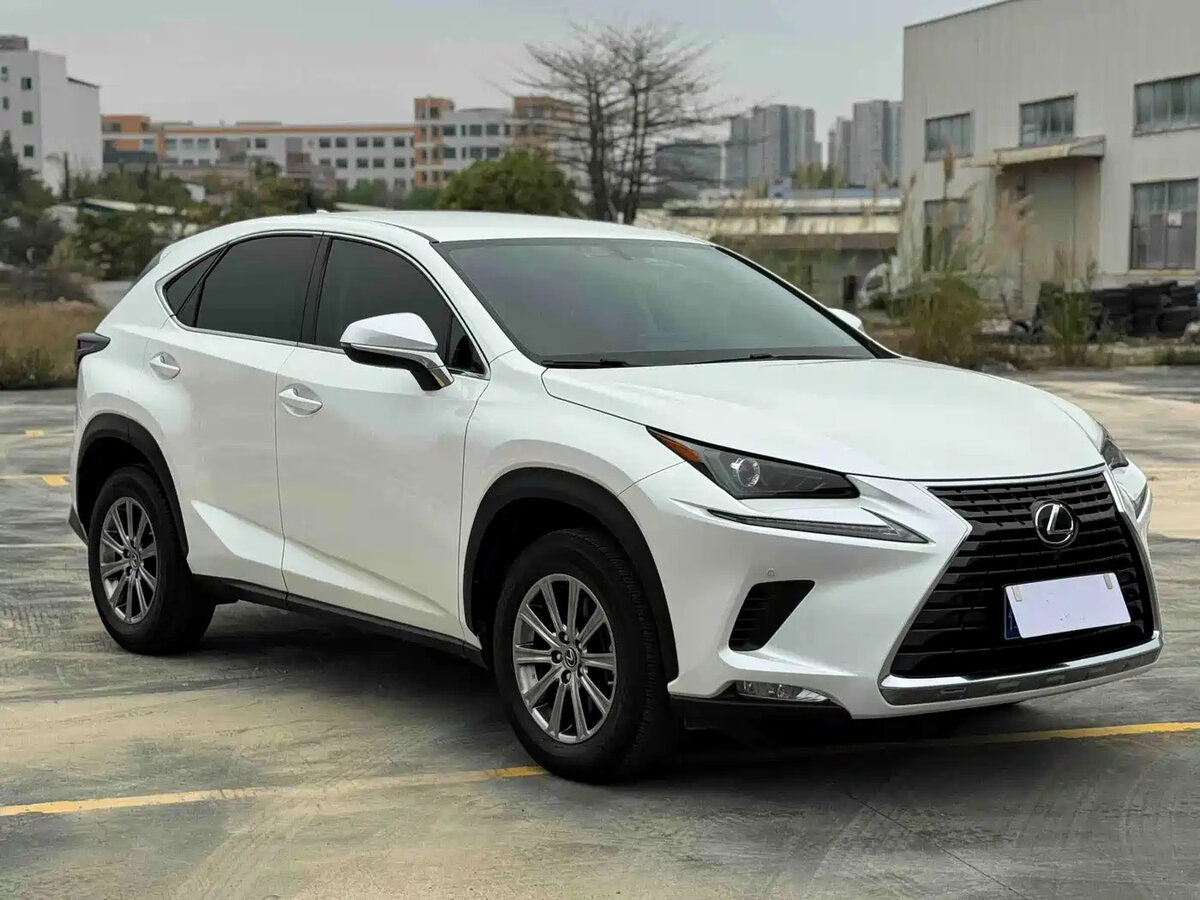Открыть фотографии: Lexus NX II