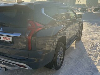 2022 Mitsubishi Pajero Sport III Рестайлинг, серый, 5190000 рублей, вид 4