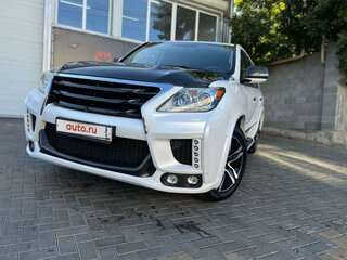 2015 Lexus LX 570 III Рестайлинг, белый, 4950000 рублей, вид 4