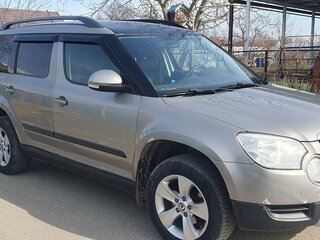 2011 Skoda Yeti I, серый, 650000 рублей, вид 2