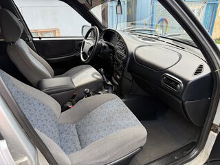 2005 Chevrolet Niva I, серебристый, 279999 рублей, вид 4