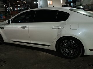 2013 Kia Quoris I, белый, 1800000 рублей, вид 4