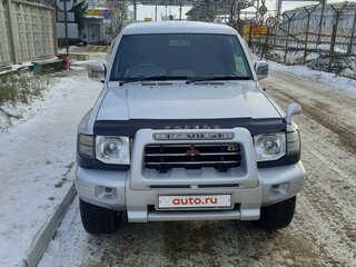 1997 Mitsubishi Pajero II Рестайлинг, серебристый, 1750000 рублей, вид 3