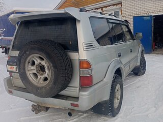 1998 Toyota Land Cruiser Prado 90 Series, серебристый, 1100000 рублей, вид 3