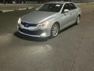 2018 Toyota Mark X II Рестайлинг 2, серебристый, 2950000 рублей, вид 1