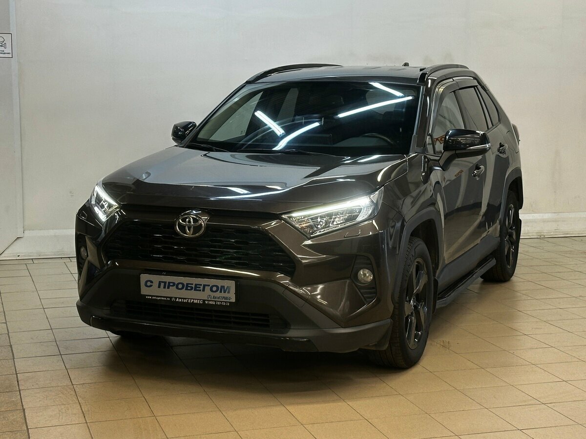 Открыть фотографии: Toyota RAV4 V (XA50)