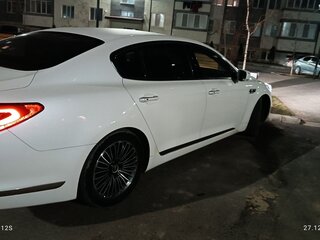 2013 Kia Quoris I, белый, 1800000 рублей, вид 2