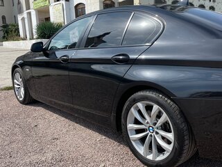 2012 BMW 5 серии 520i VI (F10/F11/F07), чёрный, 1850000 рублей, вид 5