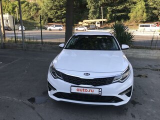 2019 Kia Optima IV Рестайлинг, белый, 2500000 рублей, вид 5
