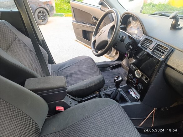 2011 Lada (ВАЗ) Priora I, серебристый, 250000 рублей - вид 8