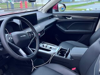 2023 Haval Jolion I, красный, 2280000 рублей, вид 5