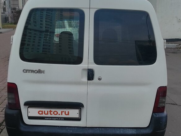 2010 Citroen Berlingo I Рестайлинг, белый, 550000 рублей - вид 2
