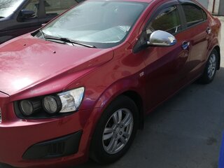 2013 Chevrolet Aveo II, красный, 900000 рублей, вид 4