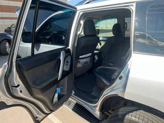 2012 Toyota Land Cruiser Prado 150 Series, серый, 2200000 рублей, вид 2