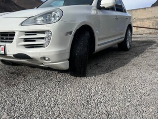 2009 Porsche Cayenne S I Рестайлинг (957), белый, 1500000 рублей, вид 1