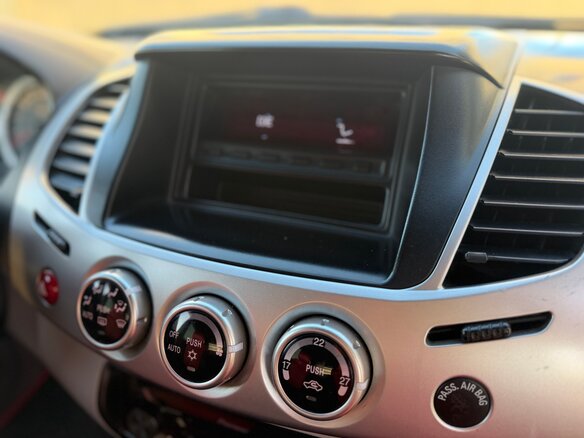 2012 Mitsubishi L200 IV, чёрный, 1420000 рублей - вид 35