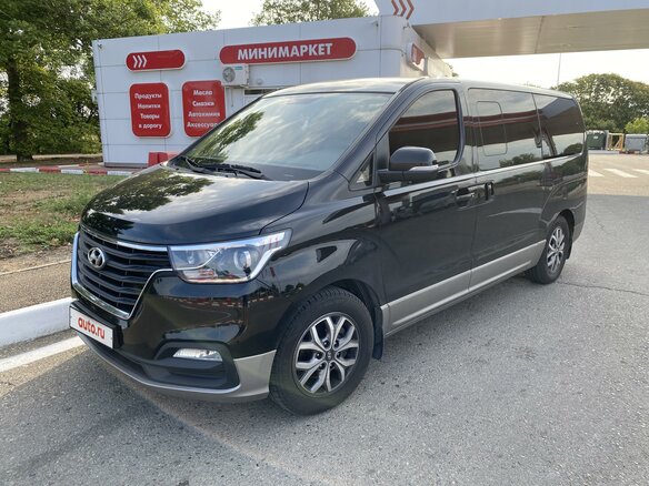 2019 Hyundai H-1 II Рестайлинг 2, чёрный, 2700000 рублей - вид 1