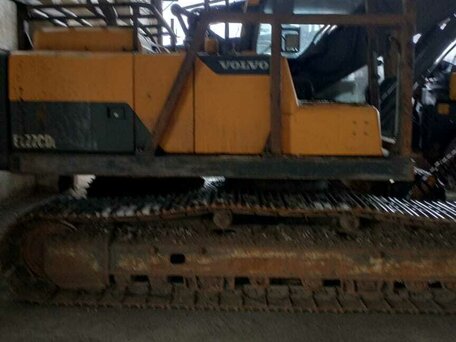 2016 Volvo EC, жёлтый, 20000000 рублей, вид 1