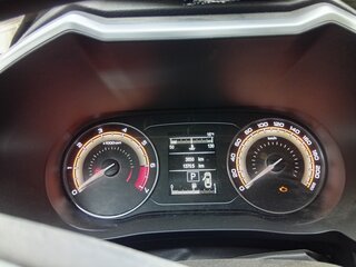 2024 Lada (ВАЗ) Vesta SW Cross I Рестайлинг (NG), белый, 1750000 рублей, вид 4