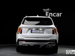 2025 Kia Sorento IV Рестайлинг, белый, 7811242 рублей, вид 4