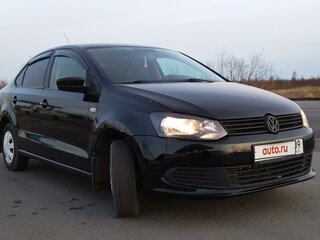 2011 Volkswagen Polo V, чёрный, 870000 рублей, вид 3