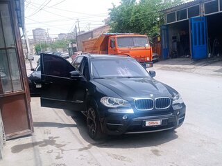 2010 BMW X5 35i II (E70) Рестайлинг, чёрный, 2500000 рублей, вид 1