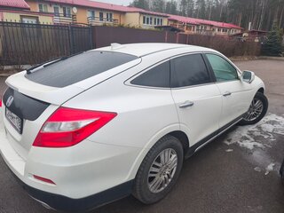 2014 Honda Crosstour I Рестайлинг, белый, 1750000 рублей, вид 3