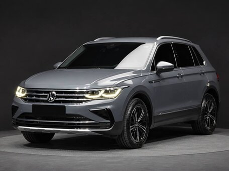 2023 Volkswagen Tiguan II Рестайлинг, серый, 3840000 рублей, вид 1