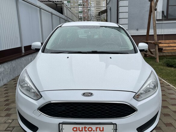 2018 Ford Focus III Рестайлинг, белый, 1200000 рублей