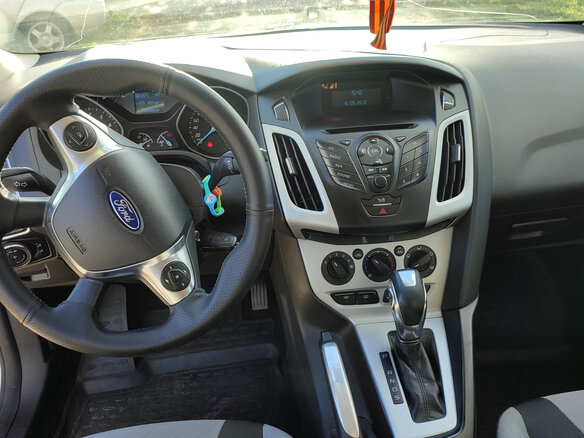 2012 Ford Focus III, белый, 1200000 рублей - вид 10