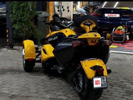 2008 BRP Can-Am Spyder, жёлтый, 785000 рублей, вид 3
