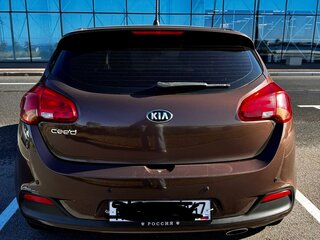 2013 Kia Ceed II, коричневый, 840000 рублей, вид 3