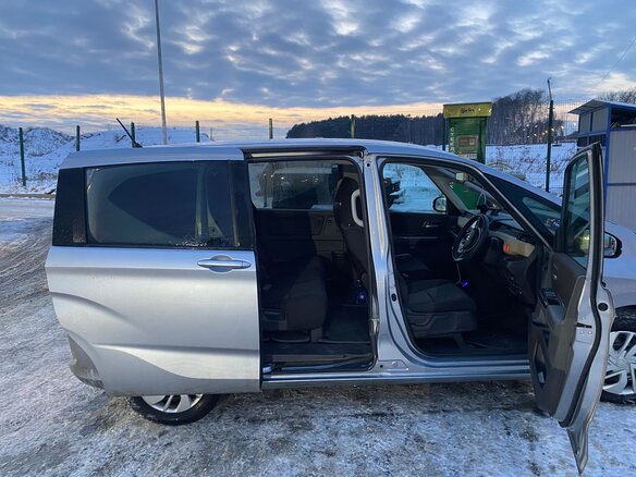 2019 Honda Freed II, серый, 1400000 рублей - вид 23