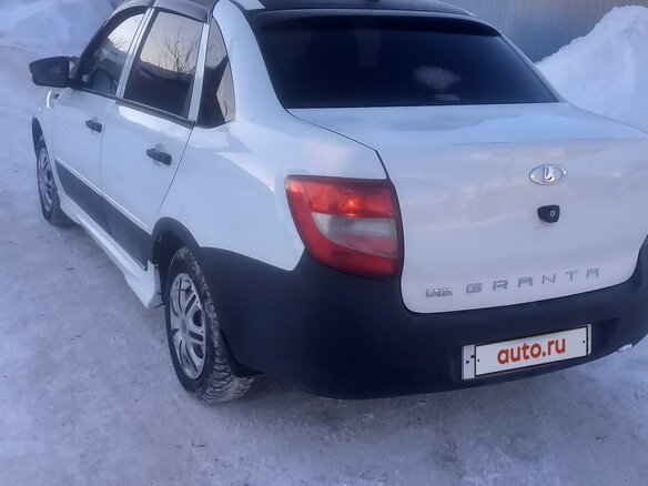 2014 Lada (ВАЗ) Granta I, белый, 520000 рублей - вид 8