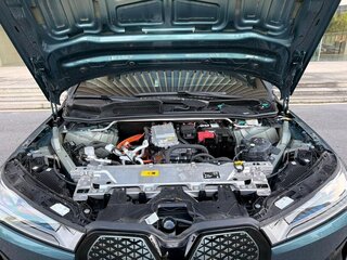 2023 BMW iX xDrive40 I (I20), голубой, 6272700 рублей, вид 3
