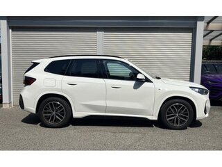 2024 BMW X1 18i sDrive III (U11/U12), белый, 3200000 рублей, вид 4